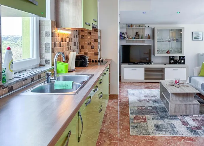 1 Bedroom Lovely In * Belej