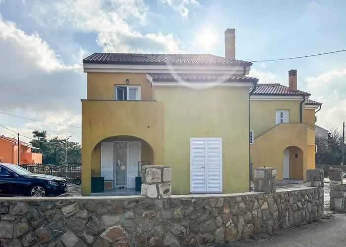 1 Bedroom Lovely In * Belej